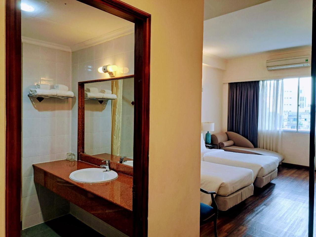 Liberty 2 Hotel Ho Şi Min Dış mekan fotoğraf