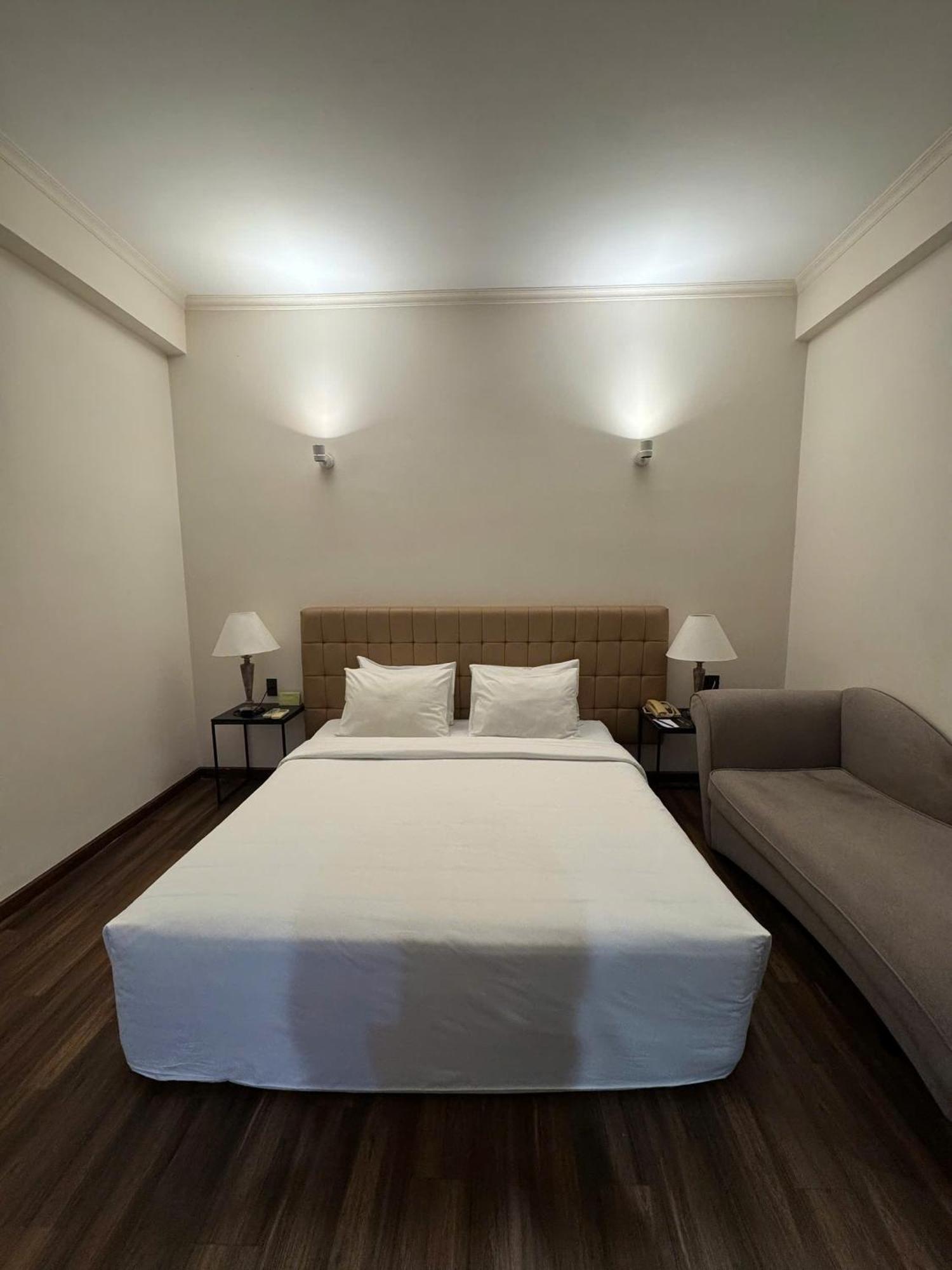 Liberty 2 Hotel Ho Şi Min Dış mekan fotoğraf